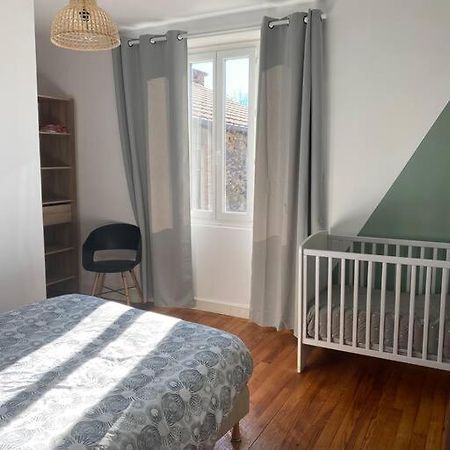 Villa Gite De Tom Et Mag Classe 3 * Clevacances Pontgibaud Exterior foto