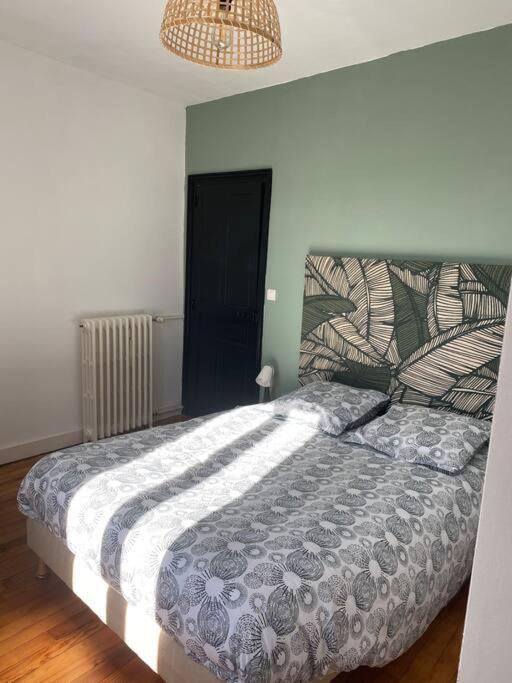 Villa Gite De Tom Et Mag Classe 3 * Clevacances Pontgibaud Exterior foto