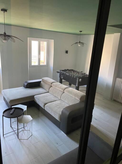Villa Gite De Tom Et Mag Classe 3 * Clevacances Pontgibaud Exterior foto